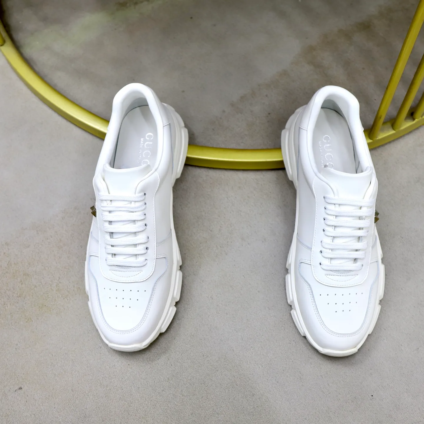 Ex-factory price: 540💰💰🙅‍♂️🙅‍♂️🙅‍♂️ Brand: GUCCI Standard code: 38-44 (45 customized) Grade: Same as the official website Material: Cowhide stitching Comfortable and breathable sheepskin lining Lightweight and wear-resistant sports outsole Style category: Men's fashionable casual shoes Running sports shoes Distinguished luxury brand elements Top luxury color: actual picture color